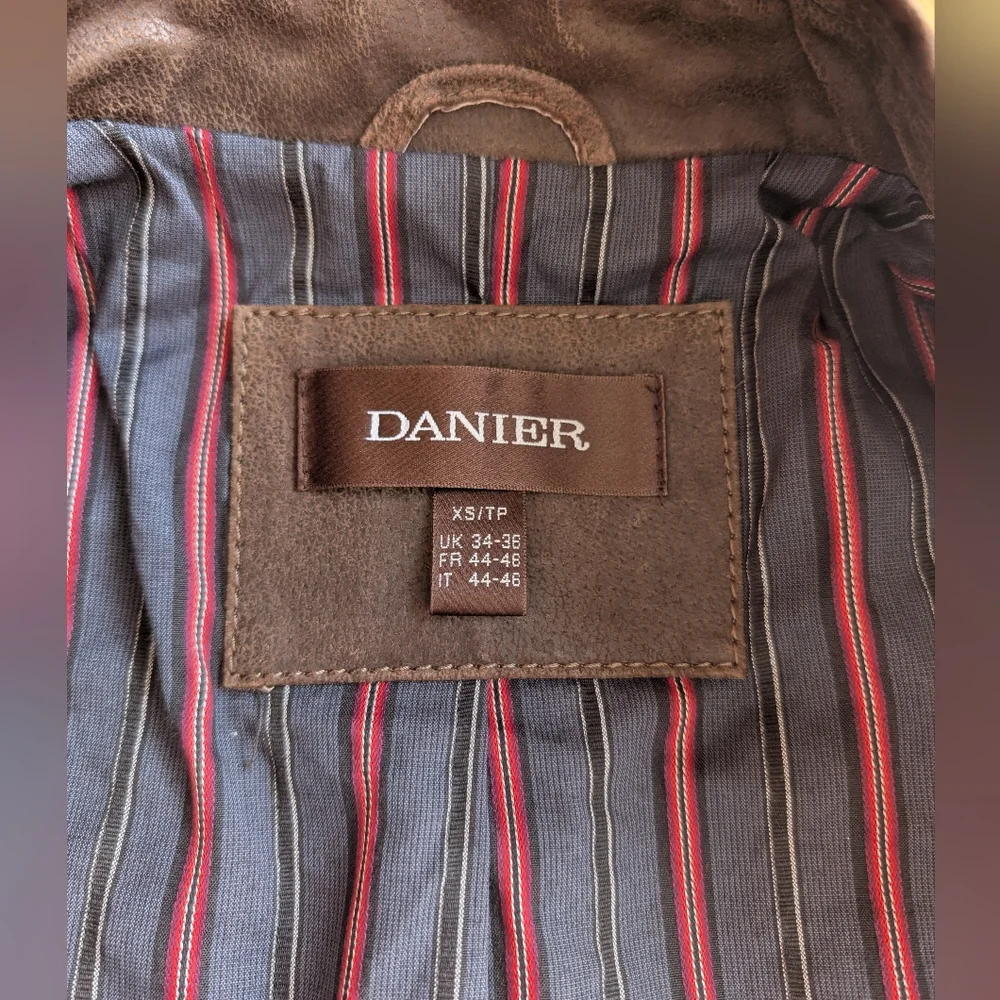 Daniel Men's Brown Leather Jacket - Picture 3 of 6
